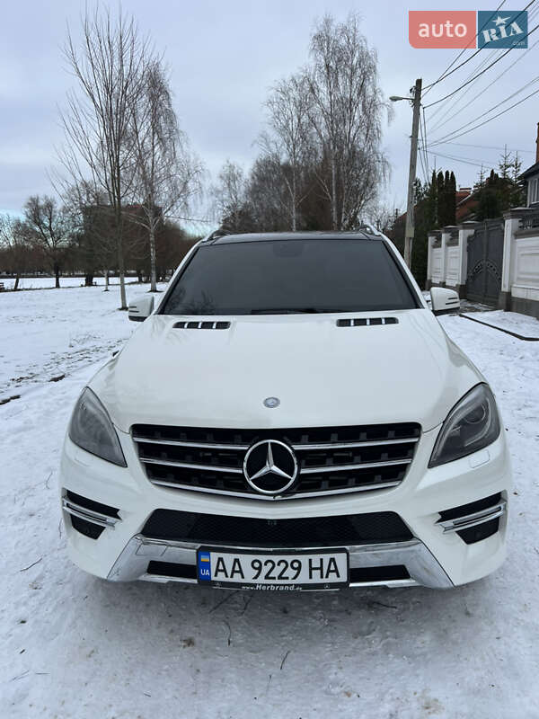 Внедорожник / Кроссовер Mercedes-Benz M-Class 2012 в Ровно фото 19 Внедорожник / Кроссовер Mercedes-Benz M-Class 2012 в Ровно