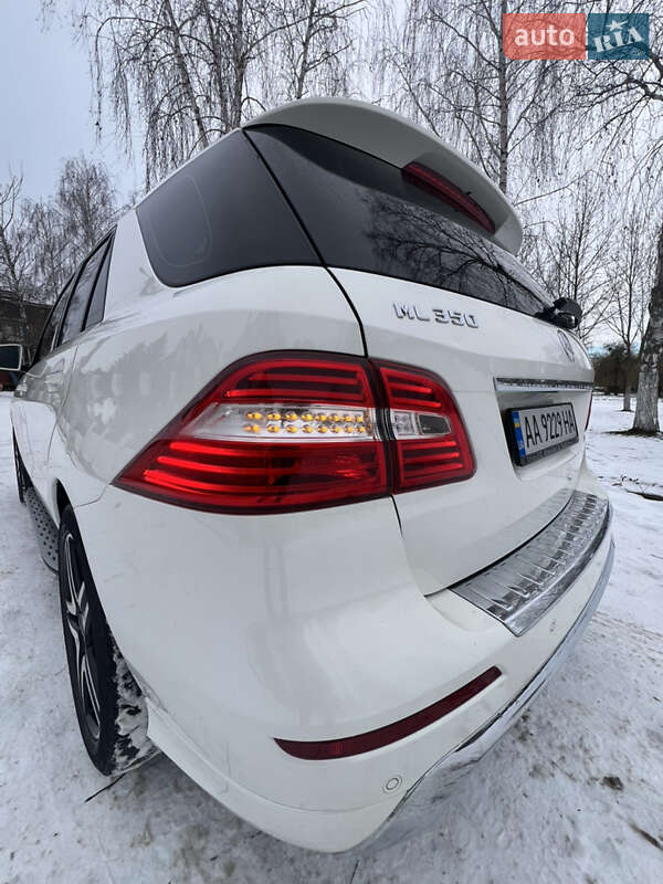 Внедорожник / Кроссовер Mercedes-Benz M-Class 2012 в Ровно фото 40 Внедорожник / Кроссовер Mercedes-Benz M-Class 2012 в Ровно