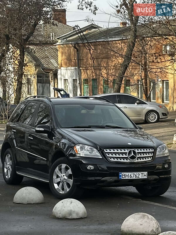 Mercedes-Benz M-Class 2007