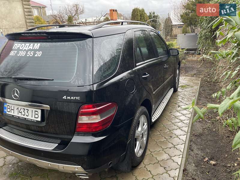 Позашляховик / Кросовер Mercedes-Benz M-Class 2008 в Одесі