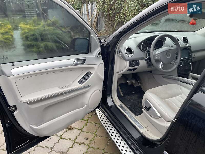 Позашляховик / Кросовер Mercedes-Benz M-Class 2008 в Одесі