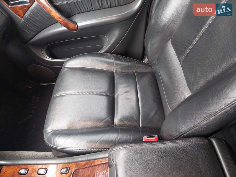 Позашляховик / Кросовер Mercedes-Benz M-Class 2001 в Ірпені