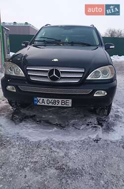 Позашляховик / Кросовер Mercedes-Benz M-Class 2002 в Києві