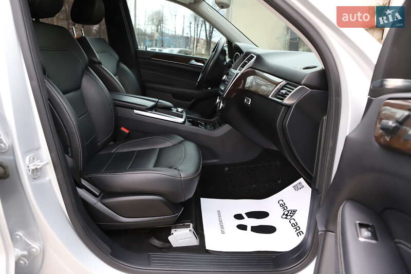 Внедорожник / Кроссовер Mercedes-Benz M-Class 2014 в Дрогобыче