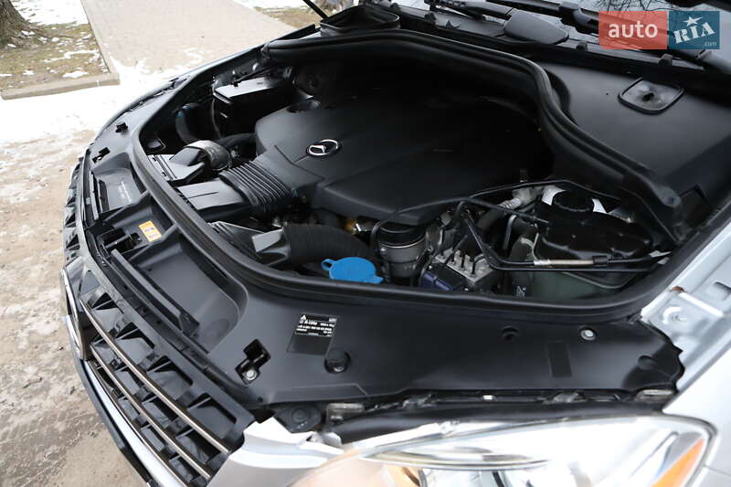 Внедорожник / Кроссовер Mercedes-Benz M-Class 2014 в Дрогобыче