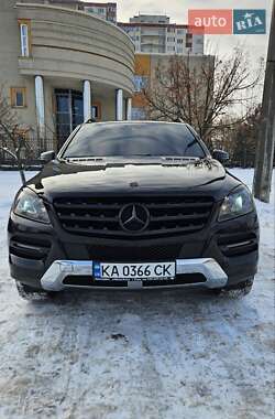 Позашляховик / Кросовер Mercedes-Benz M-Class 2015 в Києві