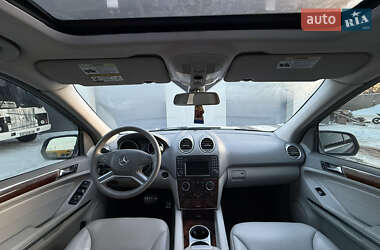 Позашляховик / Кросовер Mercedes-Benz M-Class 2009 в Сарнах