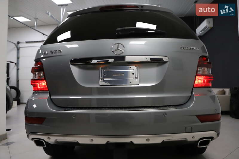 Внедорожник / Кроссовер Mercedes-Benz M-Class 2010 в Дрогобыче
