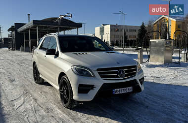 Позашляховик / Кросовер Mercedes-Benz M-Class 2013 в Києві