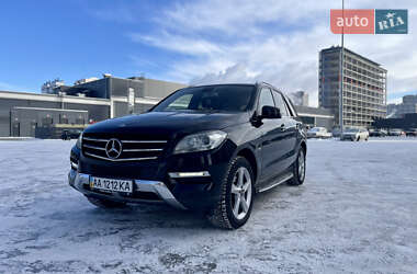 Внедорожник / Кроссовер Mercedes-Benz M-Class 2011 в Киеве