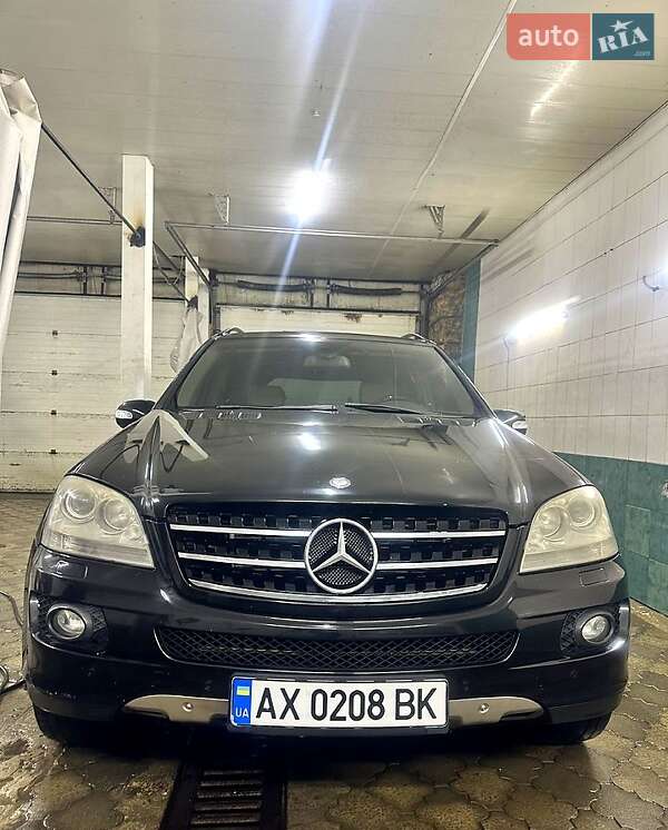 Mercedes-Benz M-Class 2007