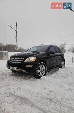 Внедорожник / Кроссовер Mercedes-Benz M-Class 2011 в Ивано-Франковске