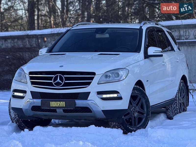 Mercedes-Benz M-Class 2012