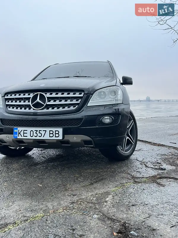 Mercedes-Benz M-Class