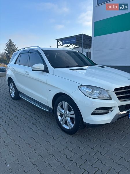 Mercedes-Benz M-Class 2012