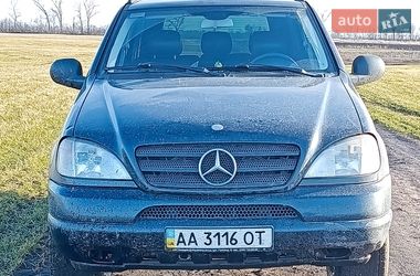 Внедорожник / Кроссовер Mercedes-Benz M-Class 2000 в Переяславе