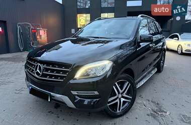 Позашляховик / Кросовер Mercedes-Benz M-Class 2015 в Києві