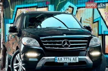 Внедорожник / Кроссовер Mercedes-Benz M-Class 2012 в Одессе