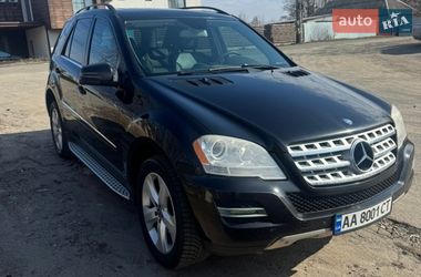 Позашляховик / Кросовер Mercedes-Benz M-Class 2010 в Києві