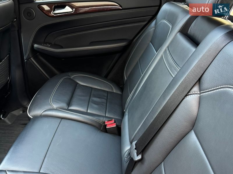 Внедорожник / Кроссовер Mercedes-Benz M-Class 2013 в Каменец-Подольском