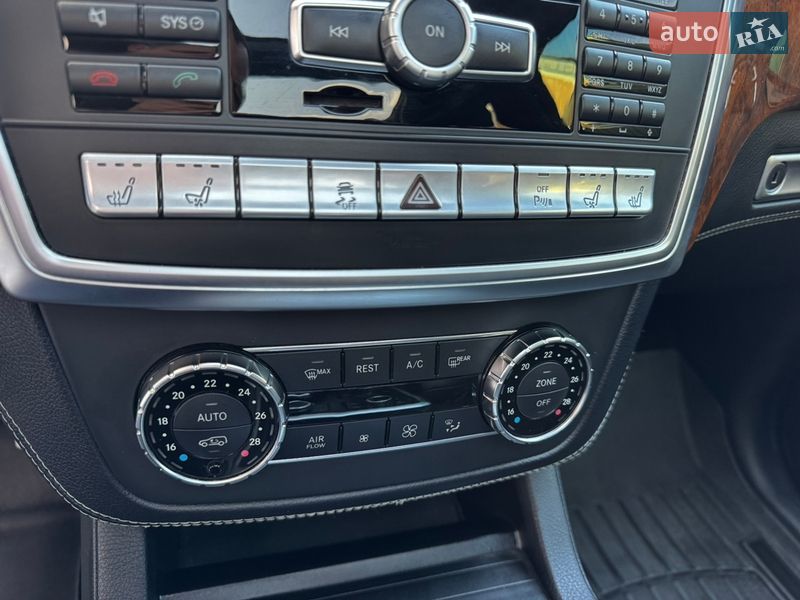 Внедорожник / Кроссовер Mercedes-Benz M-Class 2013 в Каменец-Подольском