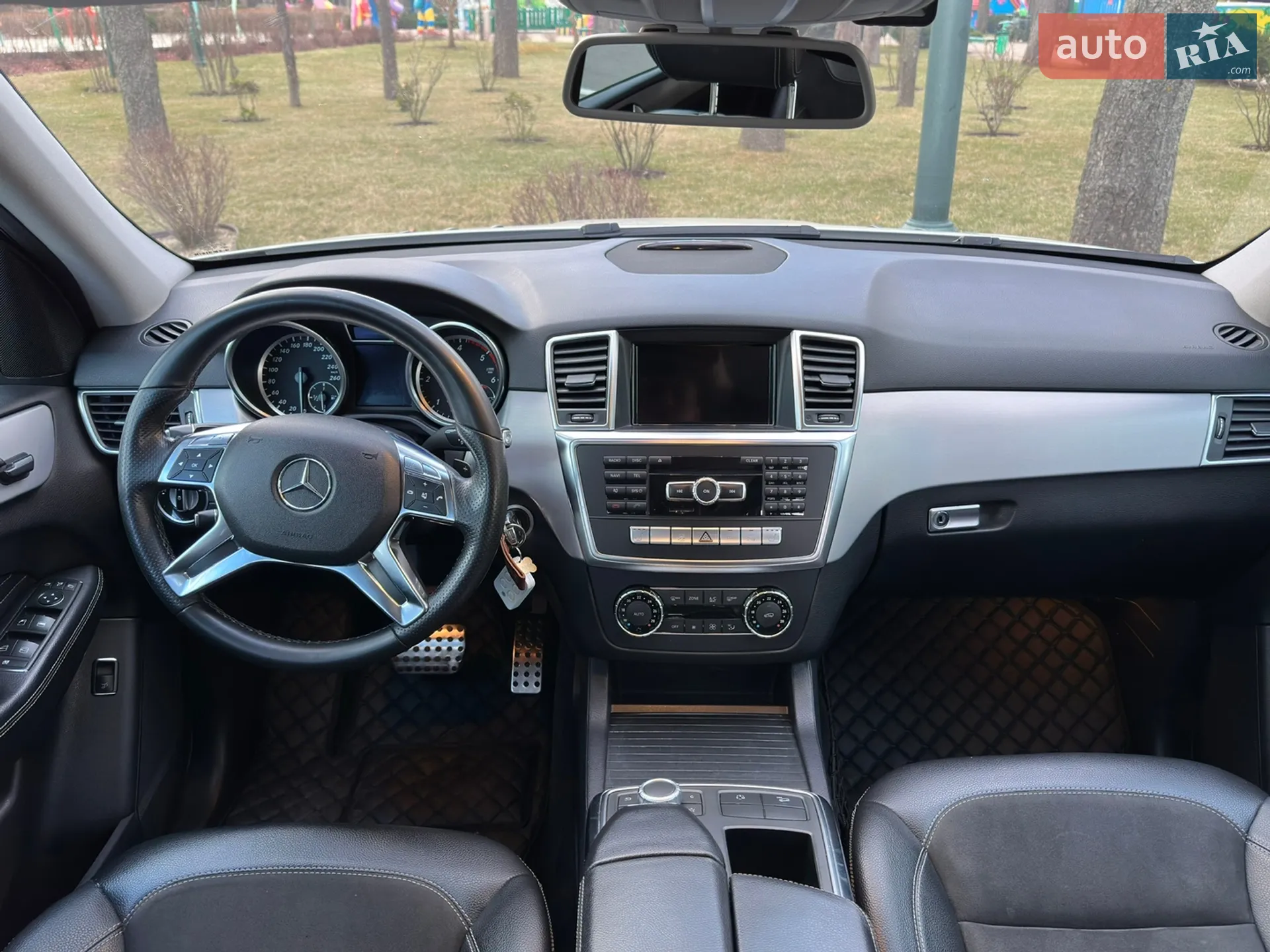 2011 Mercedes-Benz M-klasse - мініатюра 30