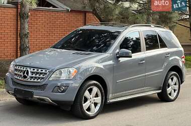 Позашляховик / Кросовер Mercedes-Benz M-Class 2010 в Дніпрі