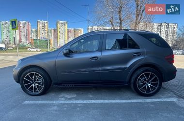 Позашляховик / Кросовер Mercedes-Benz M-Class 2011 в Києві