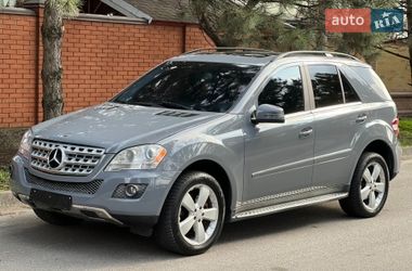 Внедорожник / Кроссовер Mercedes-Benz M-Class 2010 в Днепре