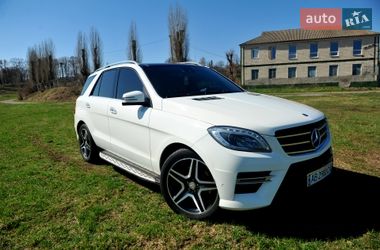Позашляховик / Кросовер Mercedes-Benz M-Class 2013 в Погребище