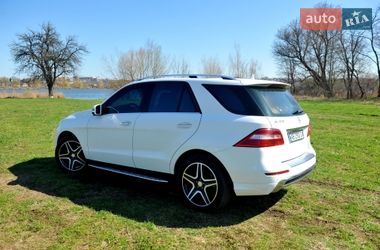 Внедорожник / Кроссовер Mercedes-Benz M-Class 2013 в Погребище
