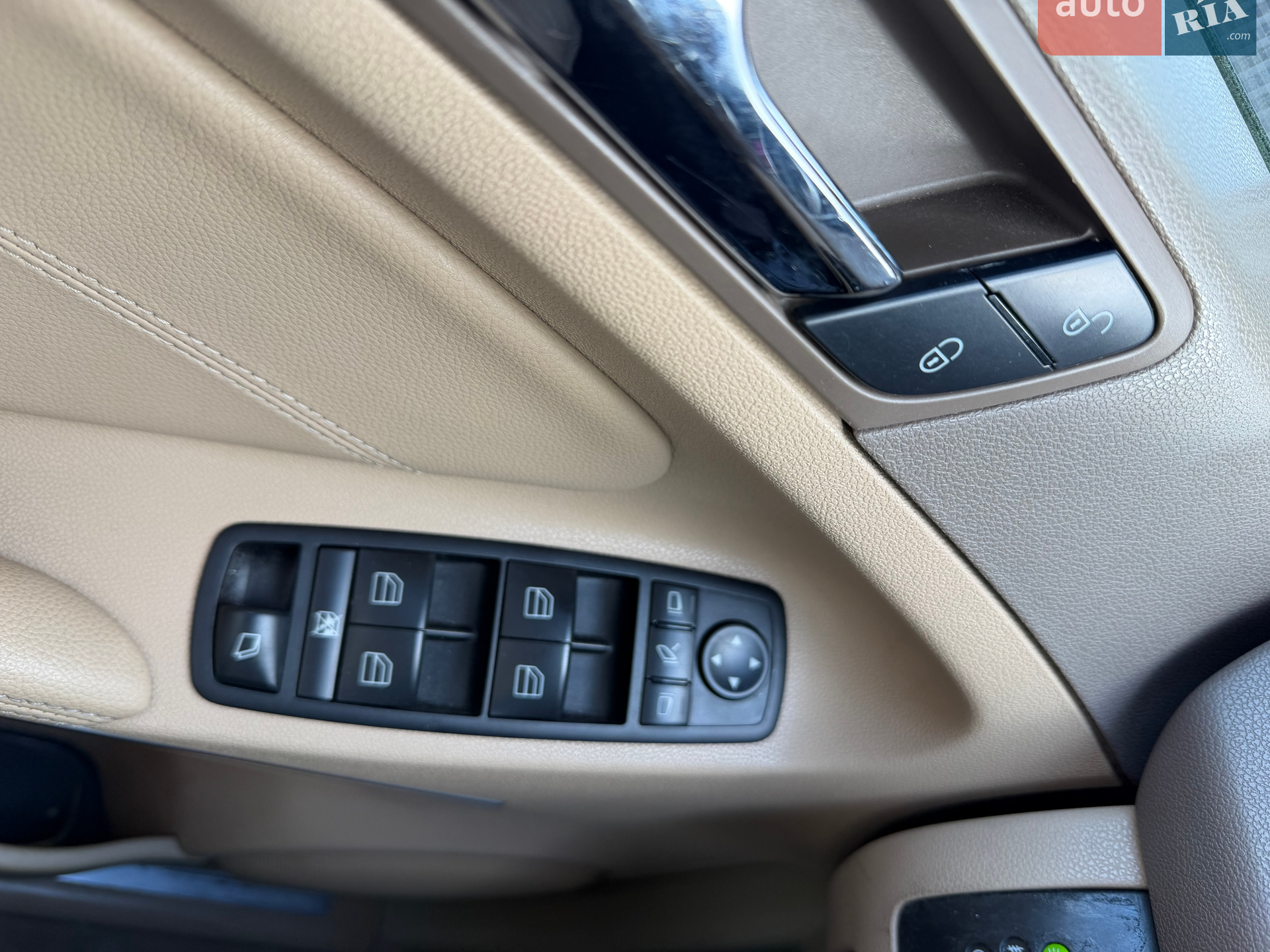 2010 Mercedes-Benz M-klasse - мініатюра 12
