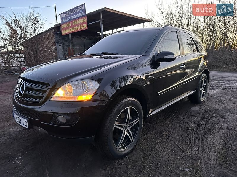 Mercedes-Benz M-Class 2008
