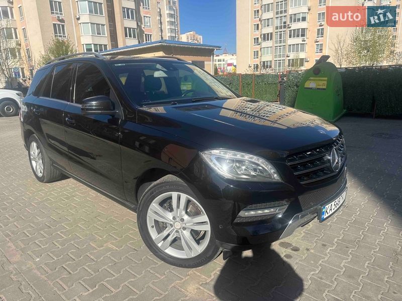 Внедорожник / Кроссовер Mercedes-Benz M-Class 2013 в Киеве