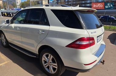 Внедорожник / Кроссовер Mercedes-Benz M-Class 2012 в Ирпене