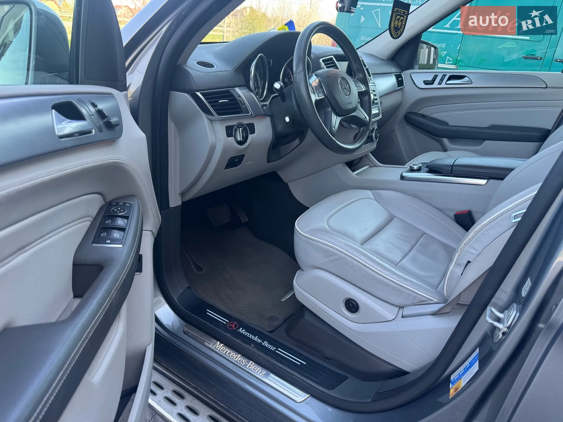 2013 Mercedes-Benz M-klasse - мініатюра 24