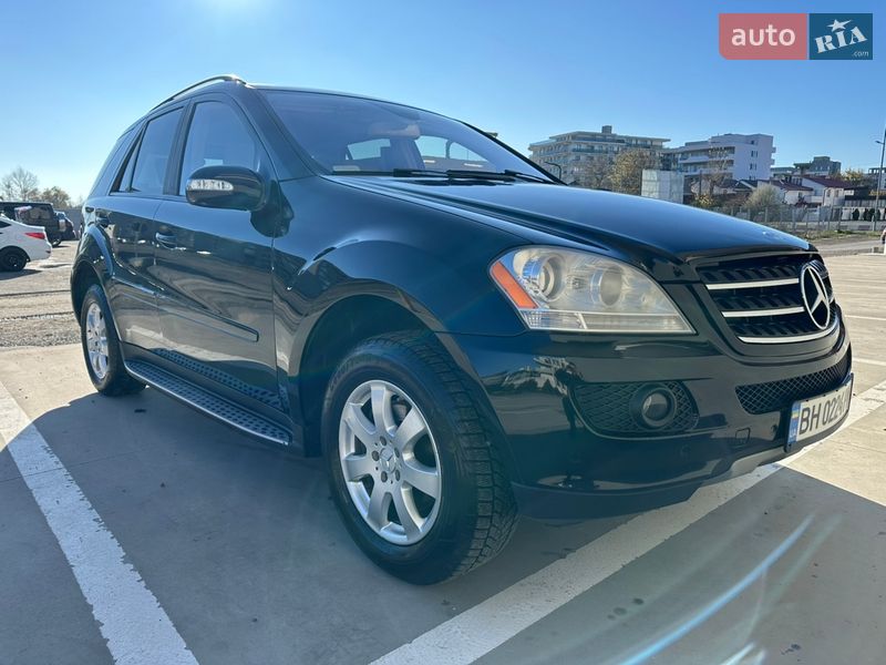 Mercedes-Benz M-Class 2007