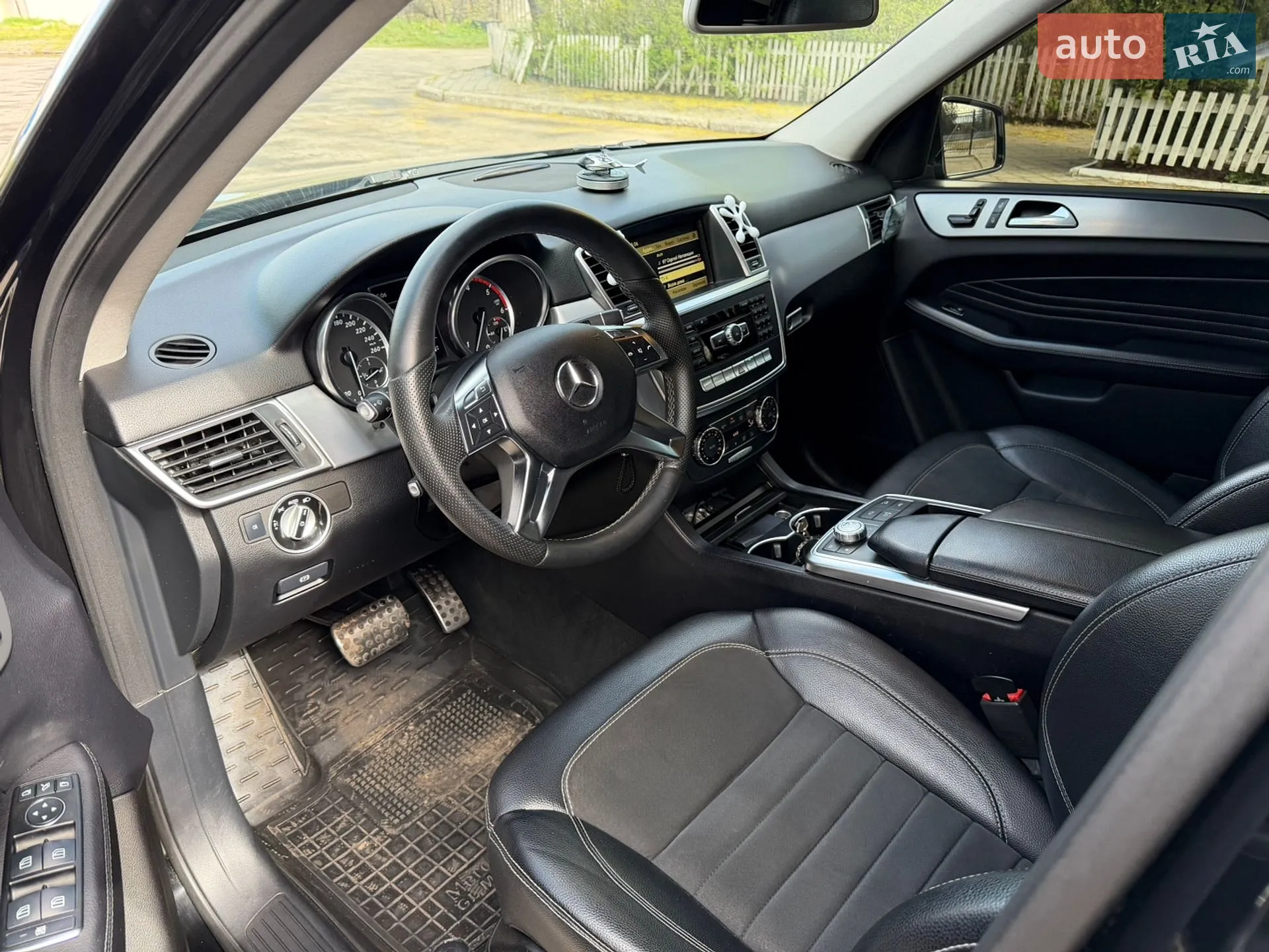 2012 Mercedes-Benz M-klasse - мініатюра 11