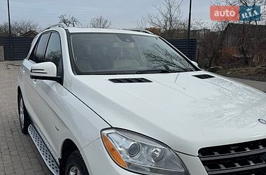 Позашляховик / Кросовер Mercedes-Benz M-Class 2011 в Івано-Франківську