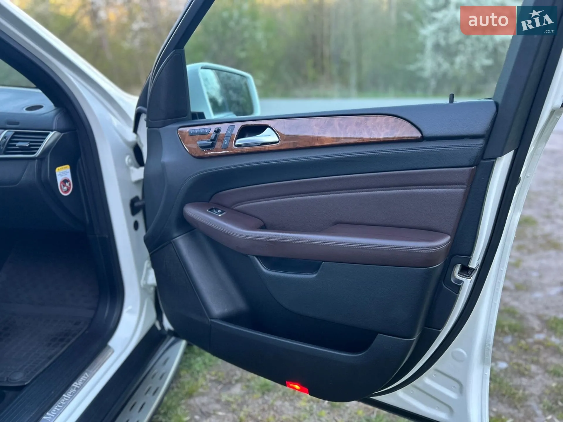 2011 Mercedes-Benz M-klasse - мініатюра 23