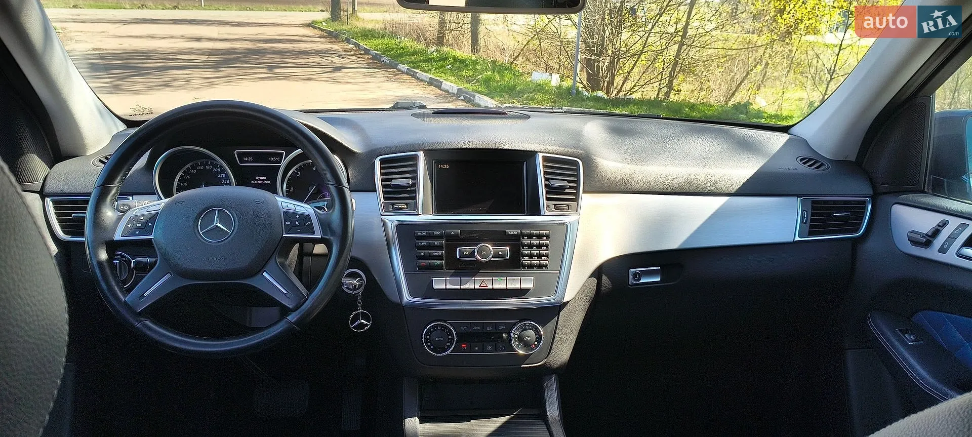 2012 Mercedes-Benz M-klasse - мініатюра 13