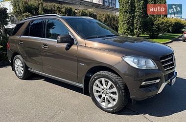 Внедорожник / Кроссовер Mercedes-Benz M-Class 2012 в Киеве