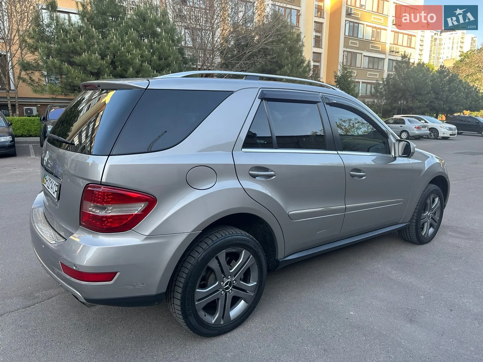 2010 Mercedes-Benz M-klasse - мініатюра 8