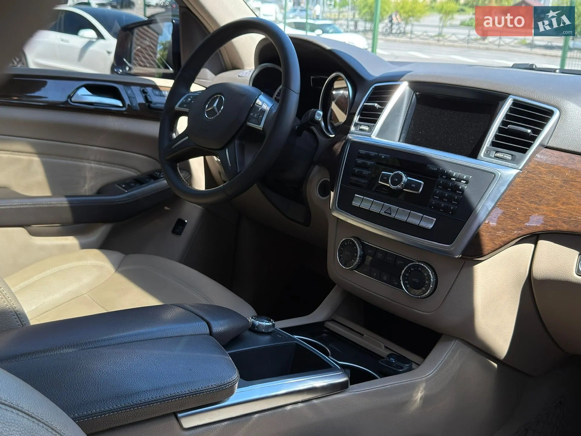 2012 Mercedes-Benz M-klasse - мініатюра 2