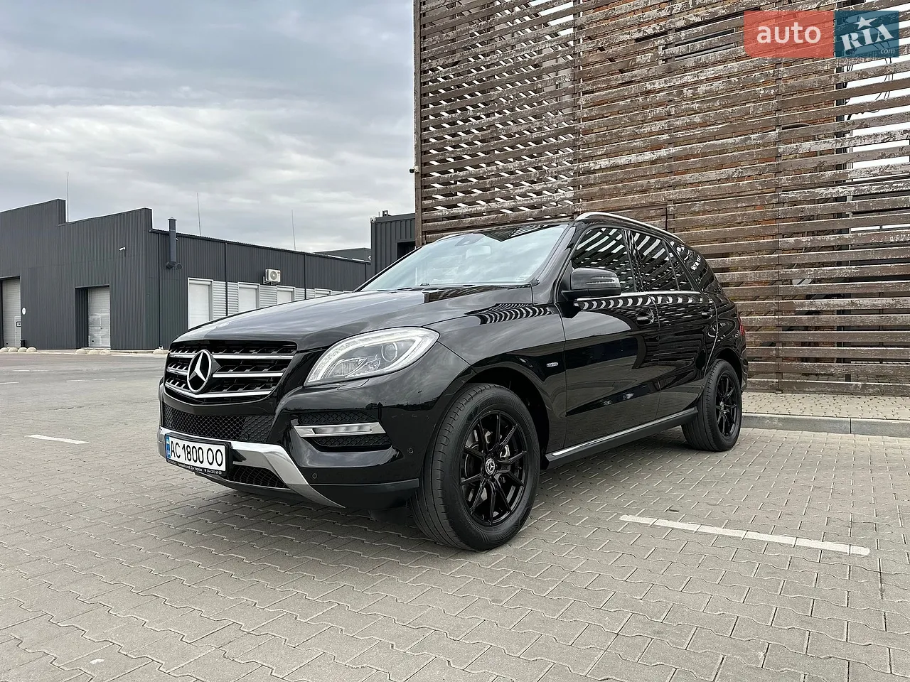 2011 Mercedes-Benz M-klasse - мініатюра 18