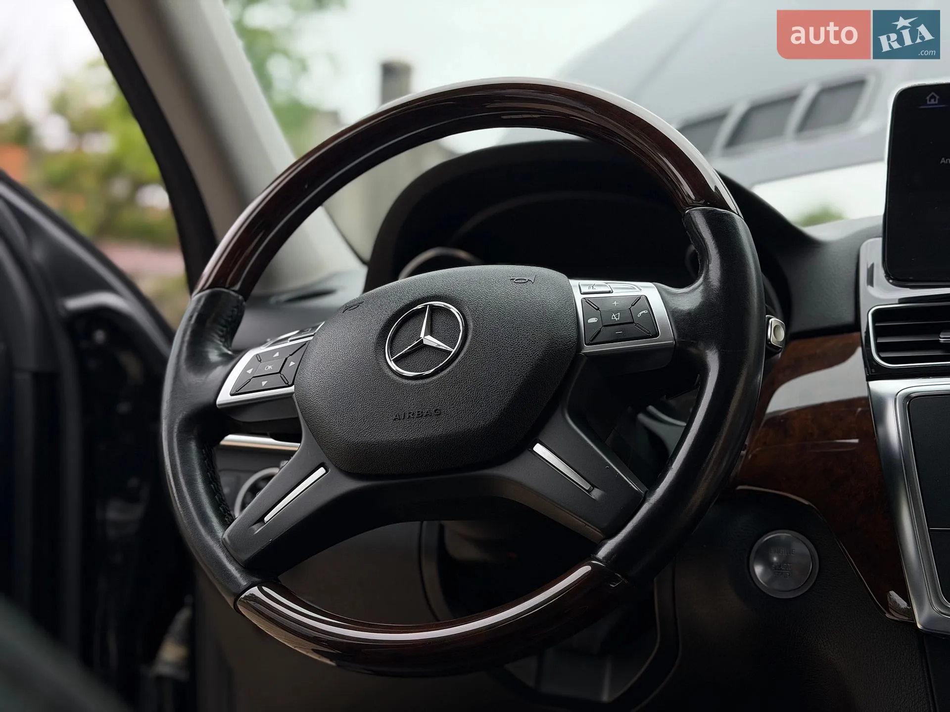 2012 Mercedes-Benz M-klasse - мініатюра 75