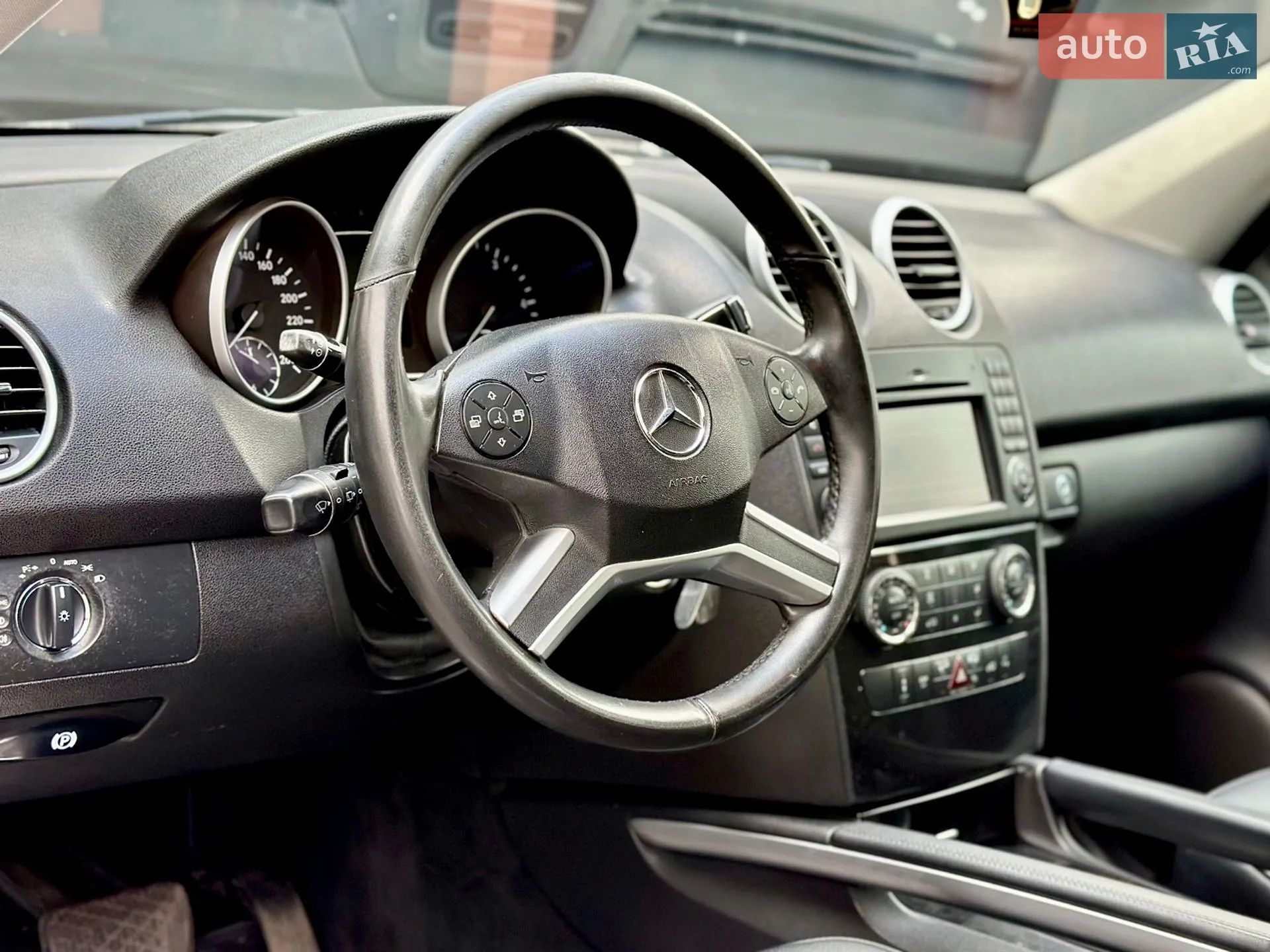 2010 Mercedes-Benz M-klasse - мініатюра 21
