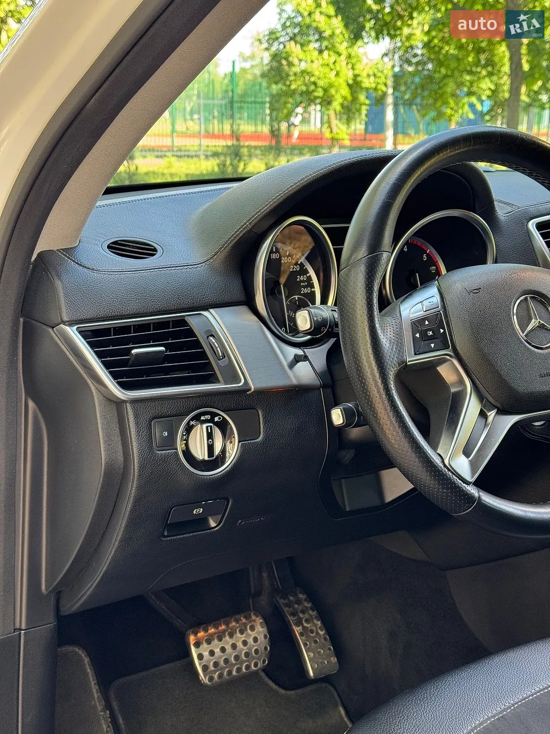 2011 Mercedes-Benz M-klasse - мініатюра 21