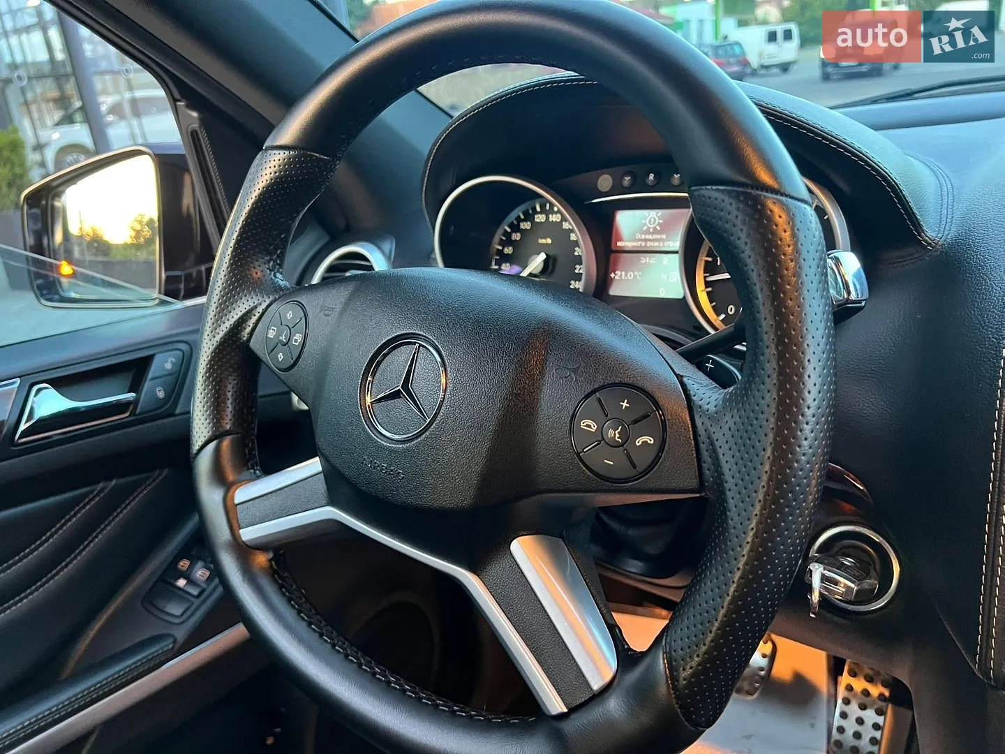 2011 Mercedes-Benz M-klasse - мініатюра 158