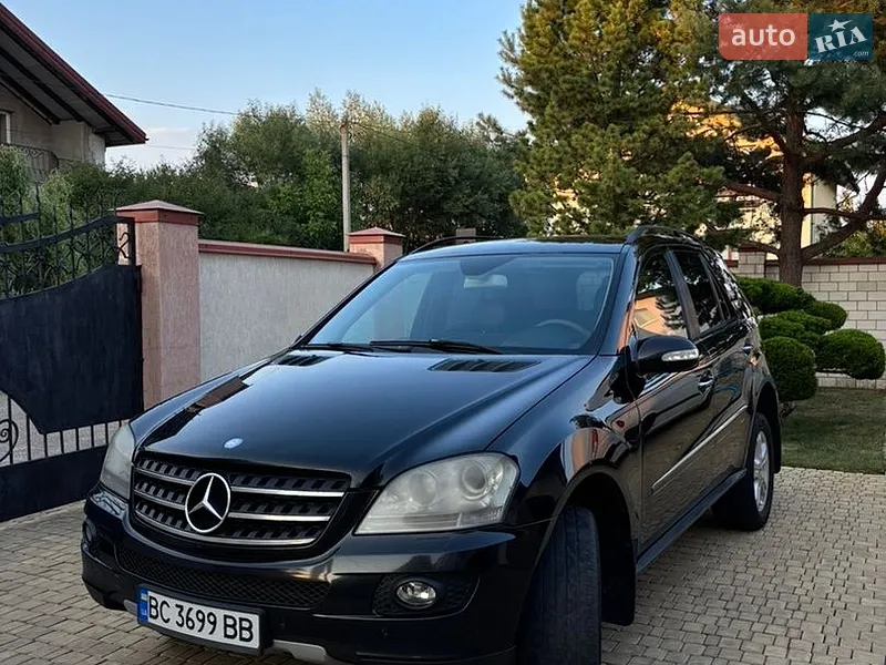 Mercedes-Benz M-Class